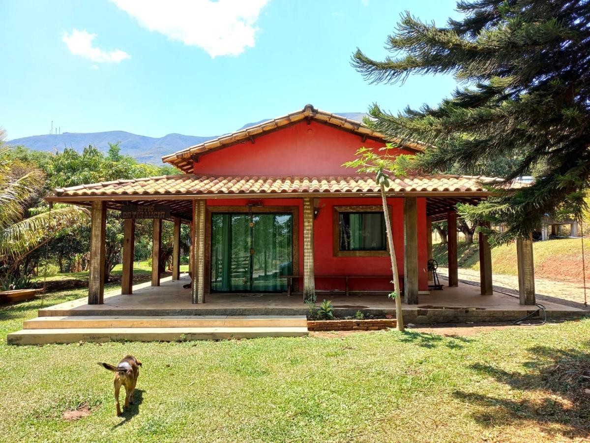 Vila Sitio Da Tia Lucia Perto Da Montanha Brumadinho Exteriér fotografie